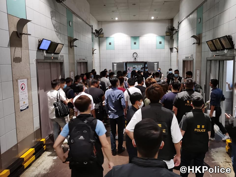 港警掃黑行動4天逮補298人。   圖：翻攝自香港警察臉書