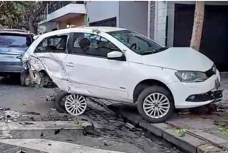 Choque entre cuatro autos en Aranguren y Honorio Pueyrredón