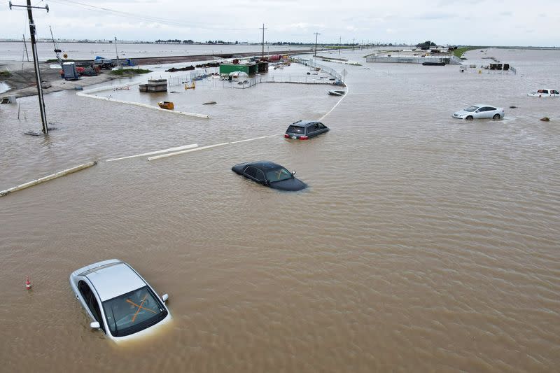 Late Spring weather systems affect both US coasts