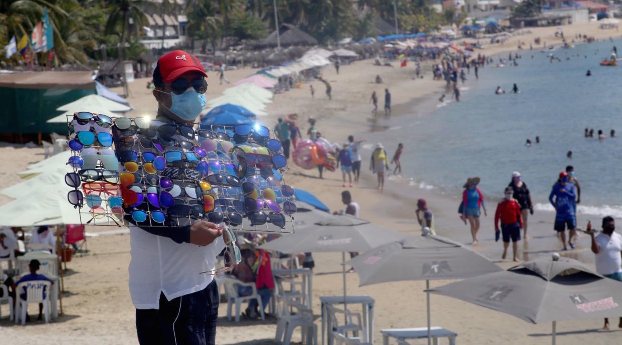 Vacaciones y vacunas: una combinación riesgosa para una tercera ola de COVID