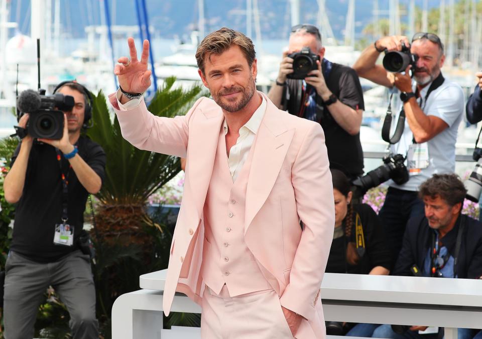 A List of the Longest Standing Ovation Times at the 2024 Cannes Film Festival — and Why It Matters 369