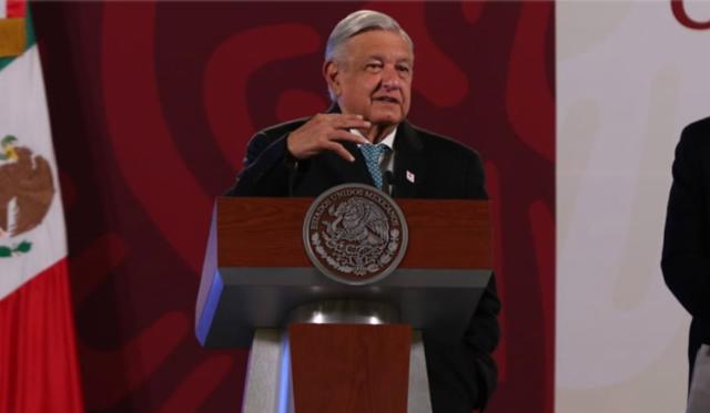 AMLO presumió su encuentro con José Urquidy y auguró campeonato de Houston  Astros - Infobae