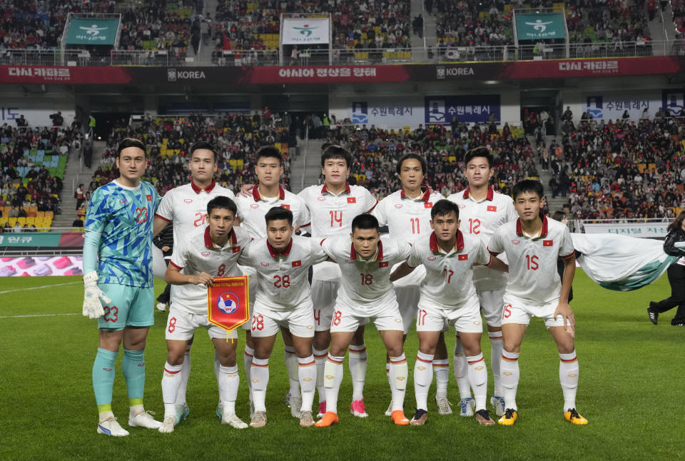 Vietnam's national soccer players pose before an international friendly soccer match between South Korea and Vietnam in Suwon, South Korea, Tuesday, Oct. 17, 2023. (AP Photo/Ahn Young-joon).