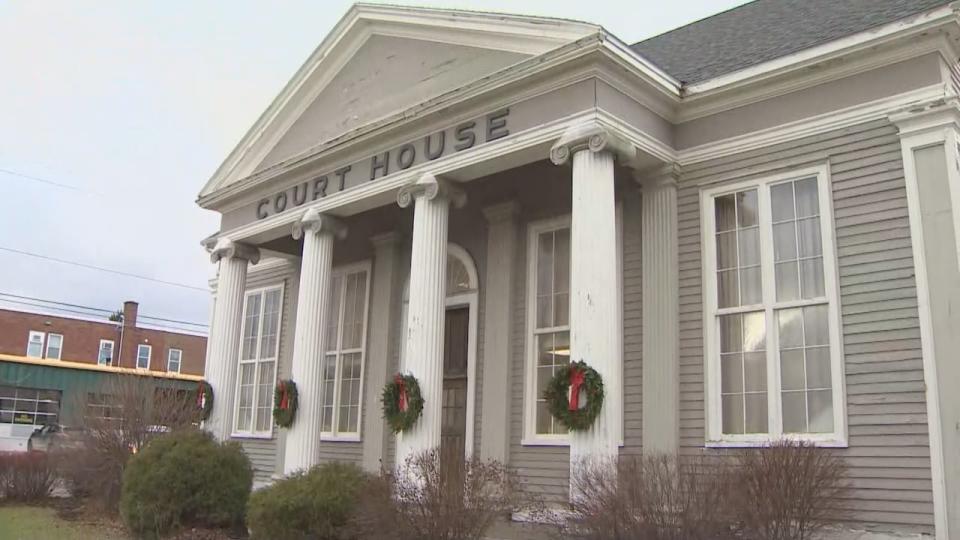 An exterior shot of Nova Scotia Supreme Court in Antigonish, N.S., on Nov. 27, 2019.