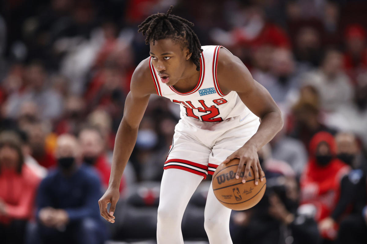 Ayo Dosunmu earning more trust with the Chicago Bulls