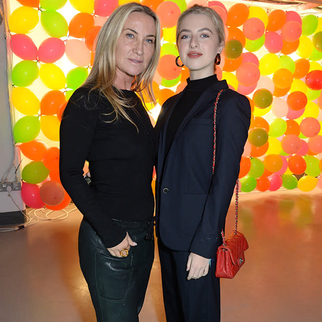 Meg Mathews con su hija Anaïs Gallagher credit:Bang Showbiz