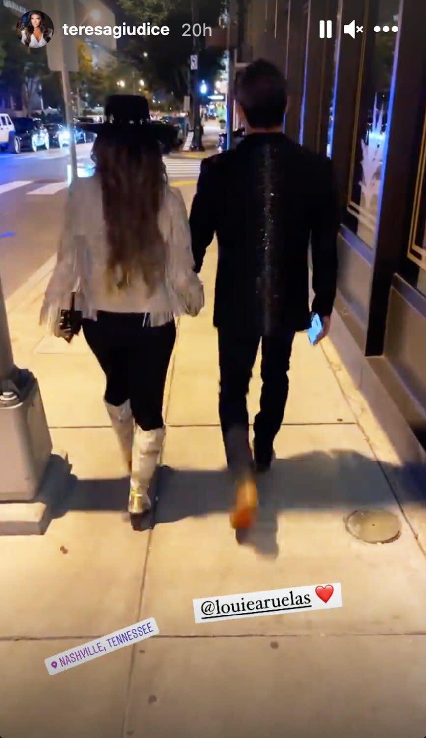 Teresa Giudice Cozies Up to Boyfriend During Nashville Trip