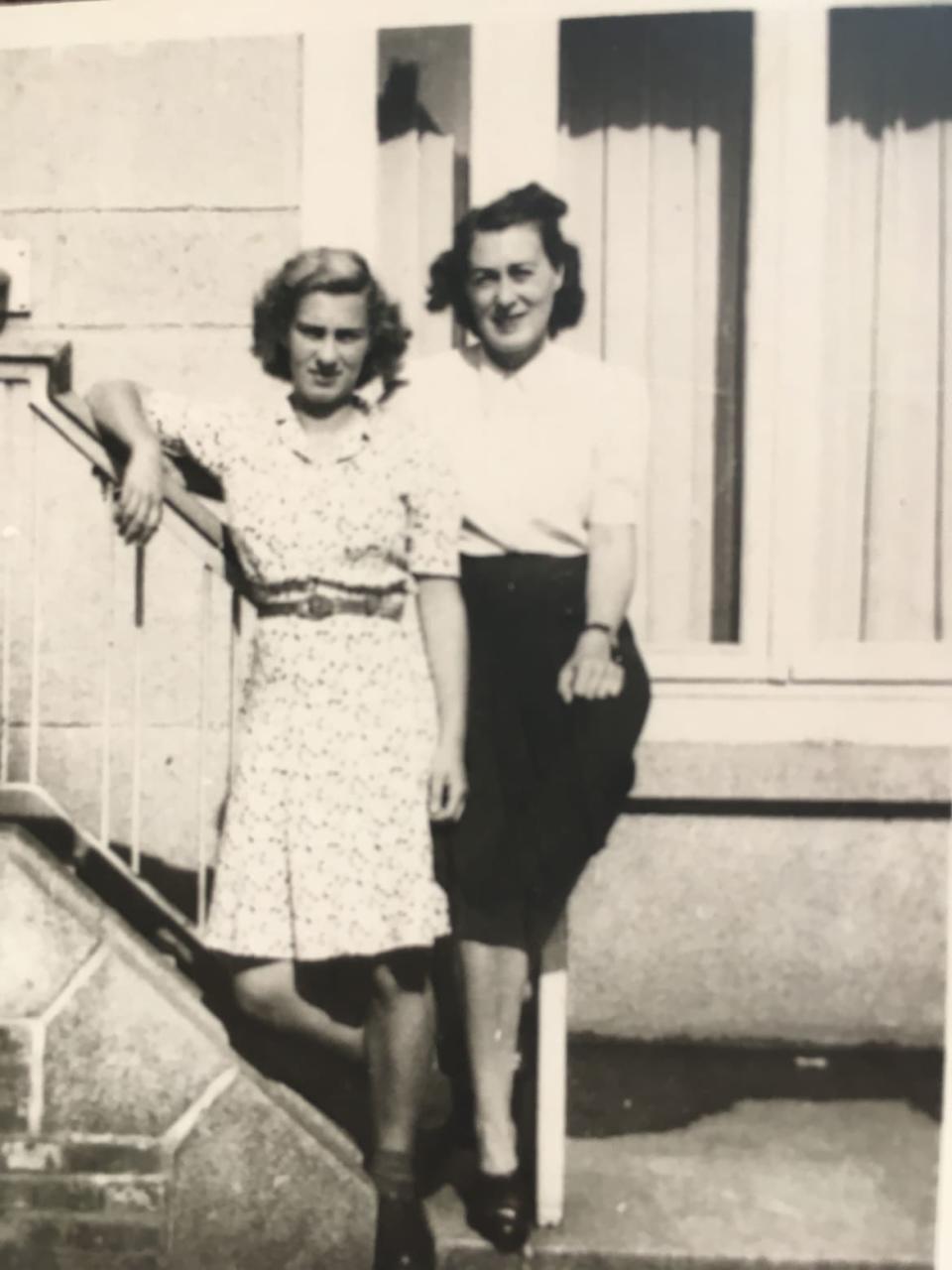 <div class="inline-image__caption"><p>Eva Schloss and her mother Elfriede </p></div> <div class="inline-image__credit">Handout</div>