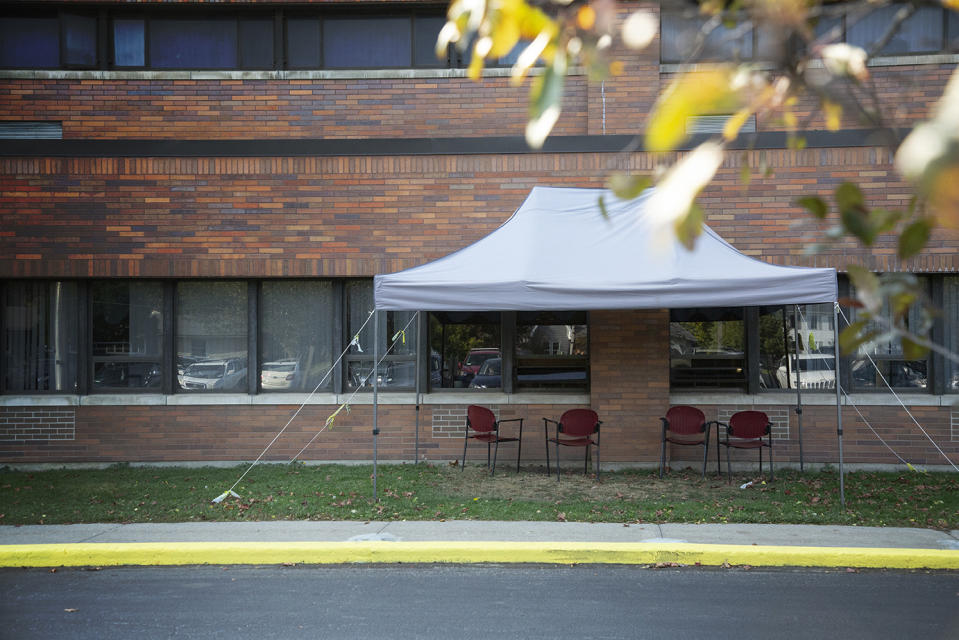 A tent is set up near the windows where visitors can see residents at the Premier Genesee Center for Nursing and Rehabilitation in Batavia, N.Y., on Oct. 9. (Mariana Henninger / NBC News)