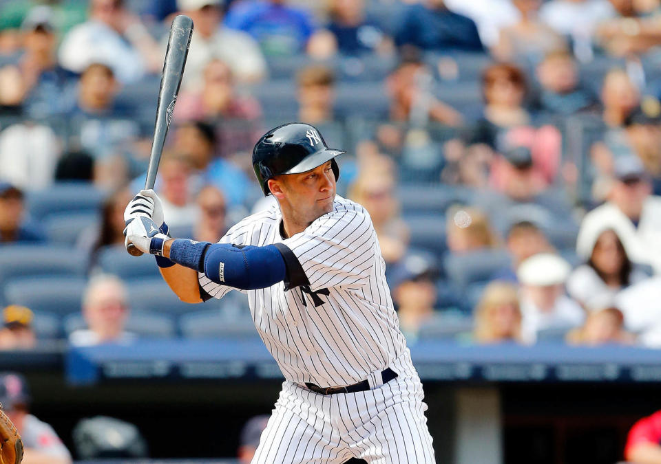 Derek Jeter at bat for the Yankees. (Jim McIsaac / Getty Images)