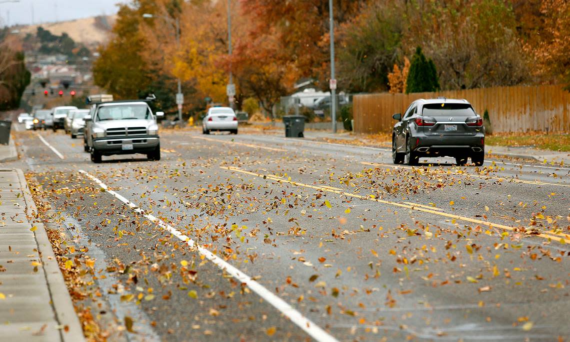 Wind gusts of up to 40 mph are possible on Veterans Day in the Tri-Cities, says the National Weather Service. Bob Brawdy/Tri-City Herald file