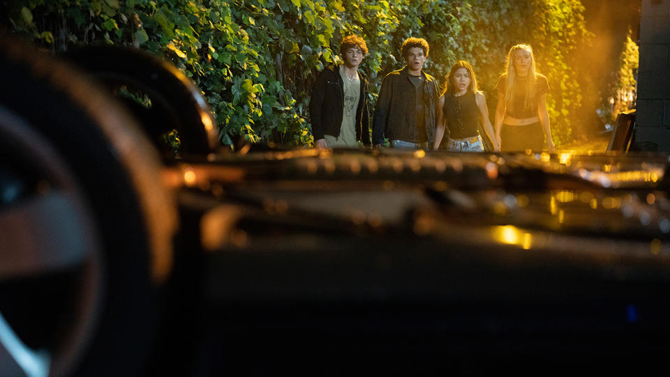 (L-R) Tyler Gray, Armani Jackson and Bella Shepard and Chloe Robertson as Blake Navarro in 'Wolf Pack'