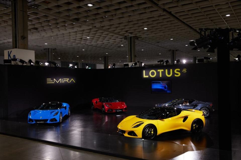 2024-lotus-emira