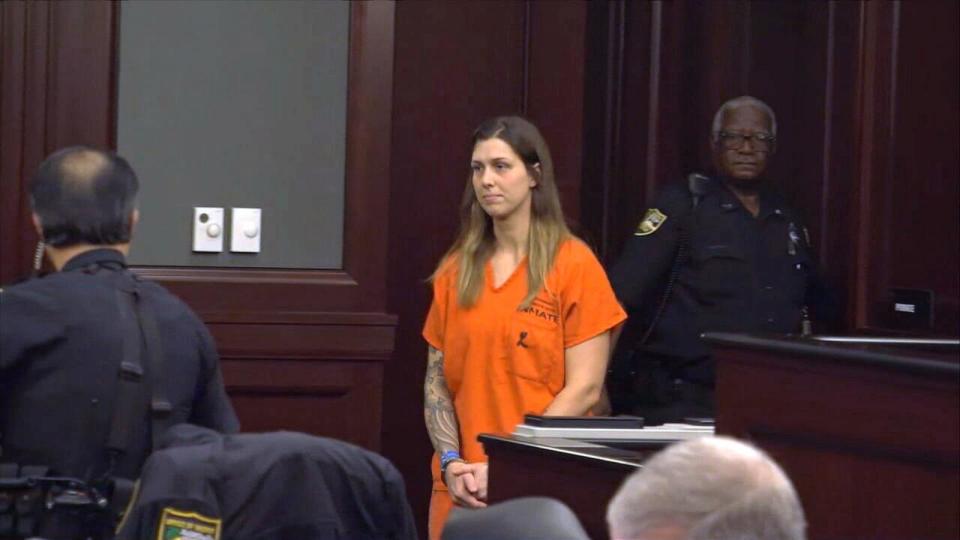 PHOTO: Shanna Gardner, right, appears in court, in Jacksonville, Florida, on Nov. 3, 2023. (WJXX)