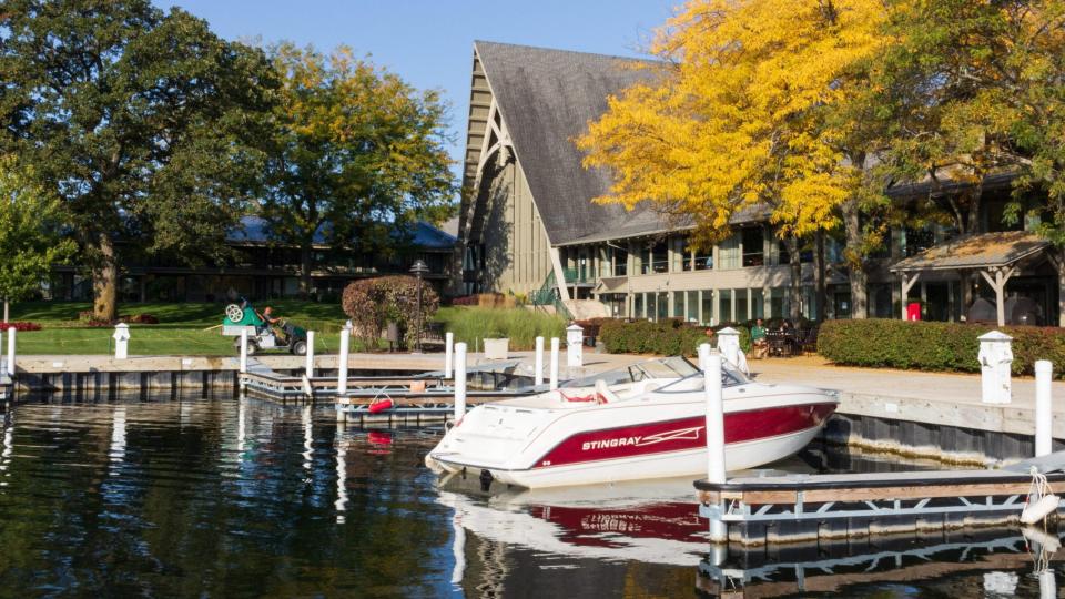 Lake Geneva’s only full-service resort is a top pick for budget-conscious families in the Midwest.