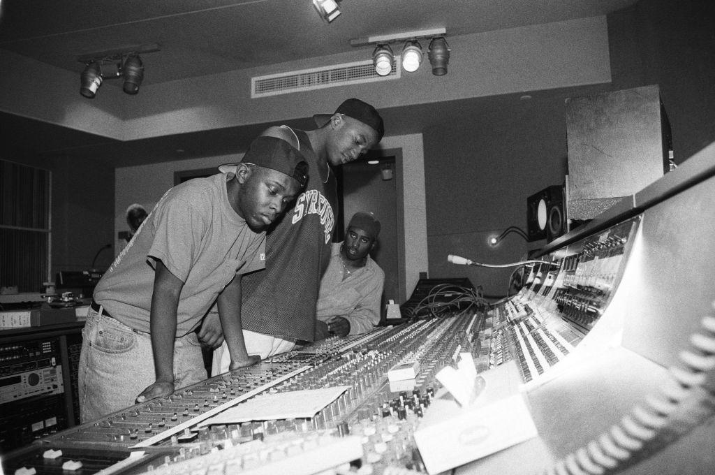A Tribe Called Quest’s Phife Dawg, Q-Tip, and Ali Shaheed Muhammad making dope in New York City, 1991. (Credit: Al Pereira/Michael Ochs Archives via Getty Images)