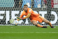 goalkeeper Matt Turner of the United States makes a save shot by England's Mason Mount during the World Cup group B soccer match between England and The United States, at the Al Bayt Stadium in Al Khor , Qatar, Friday, Nov. 25, 2022. (AP Photo/Julio Cortez)