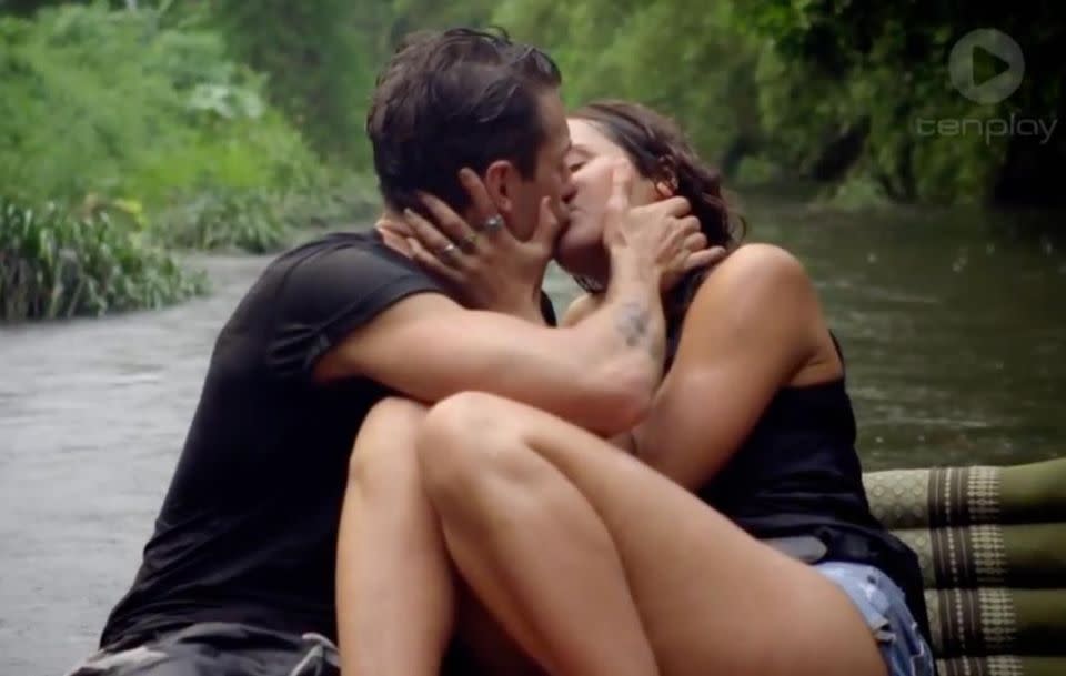 Laura and Matty shared a steamy kiss on the show last night. Source: Channel 10