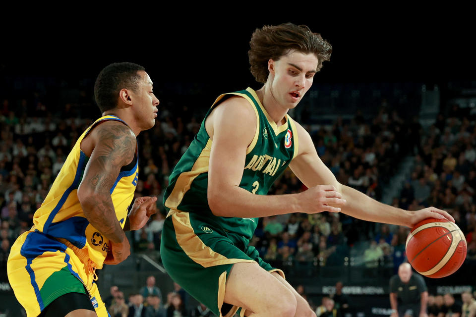 MELBOURNE, AUSTRALIA – AUGUST 16: Josh Giddey of Australia moves the ball towards the net during the match between the Australia Boomers and Brazil at Rod Laver Arena on August 16, 2023 in Melbourne, Australia. (Photo by Kelly Defina/Getty Images)