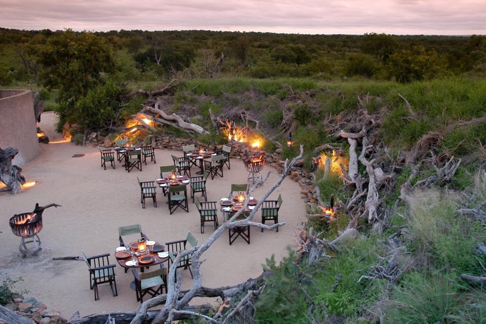 Dinner is served in the boma (Sabi Sabi)