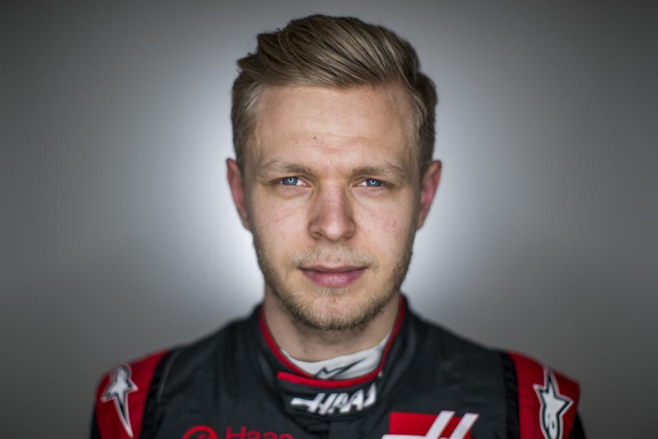 <p><strong>Magnussen, Kevin</strong><br><strong>Nationality: Danish</strong><br><strong>Team: Haas</strong><br><strong>Age: 24</strong><br><strong>Car No: 20</strong> </p>