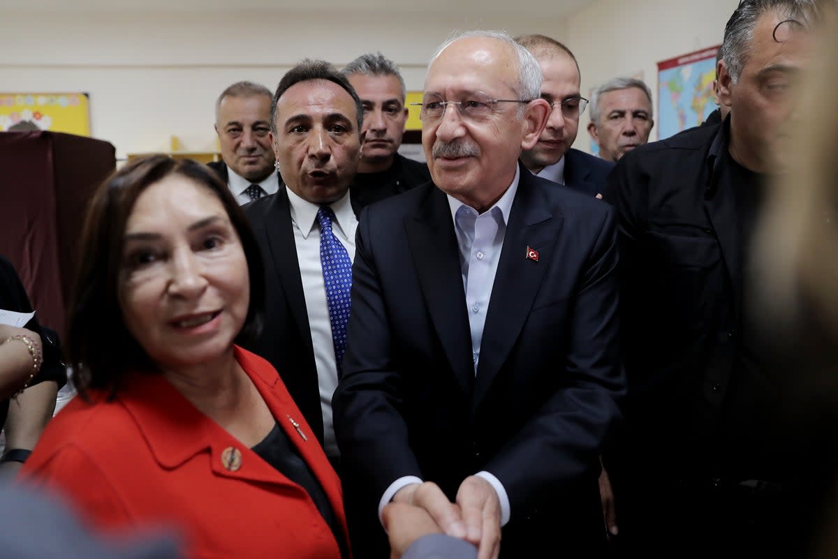 Republican People's Party leader and main opposition alliance presidential candidate Kemal Kilicdaroglu and his wife Selvi on Sunday (Getty Images)