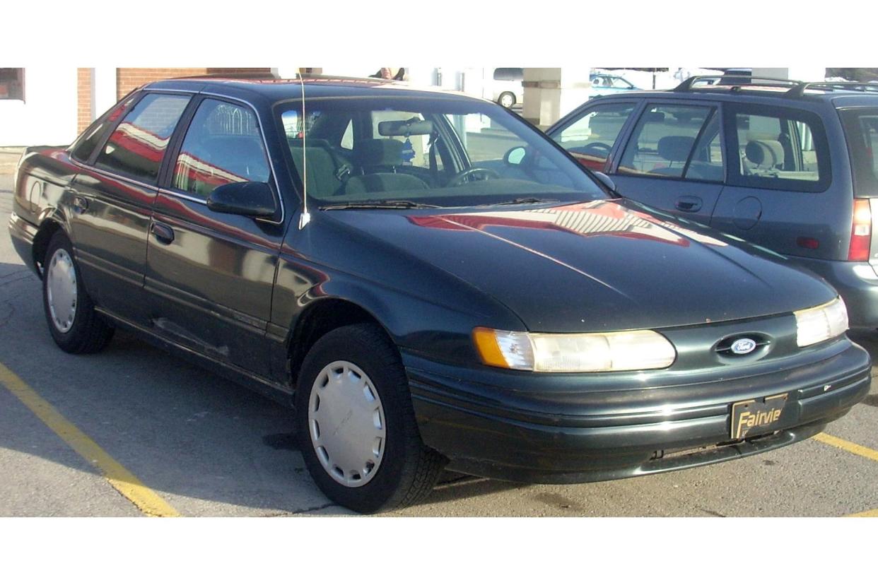 1993: FORD TAURUS