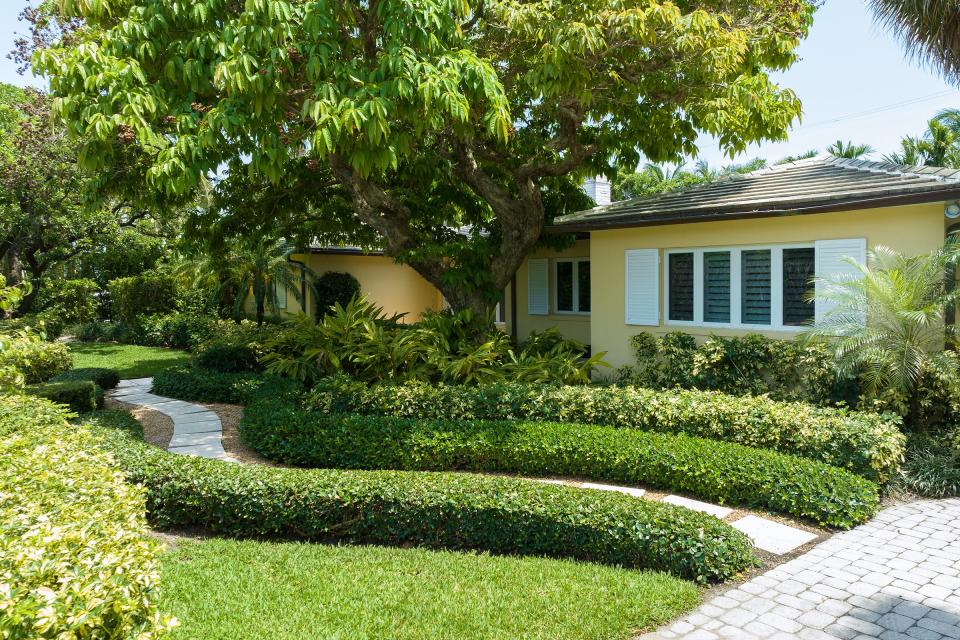 A 1950s-era house for sale at 274 Monterey Road on the North End of Palm Beach is priced for its land value at $10.25 million. The seller just bought a vacant lot on nearby Eden Road.