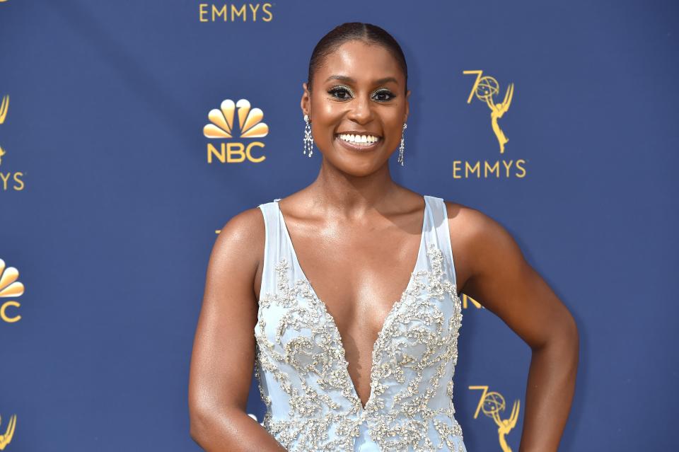 Issa Rae looked gorgeous at the Emmys representing 'Insecure,' thanks to a full face of CoverGirl makeup.