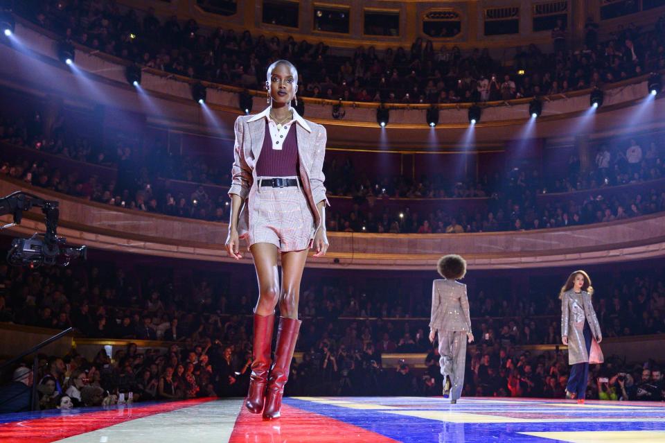 <h1 class="title">Tommy Hilfiger TOMMYNOW Spring 2019 : TommyXZendaya Premieres : Runway At The Theatre Des Champs Elysees In Paris</h1><cite class="credit">Peter White/FilmMagic</cite>