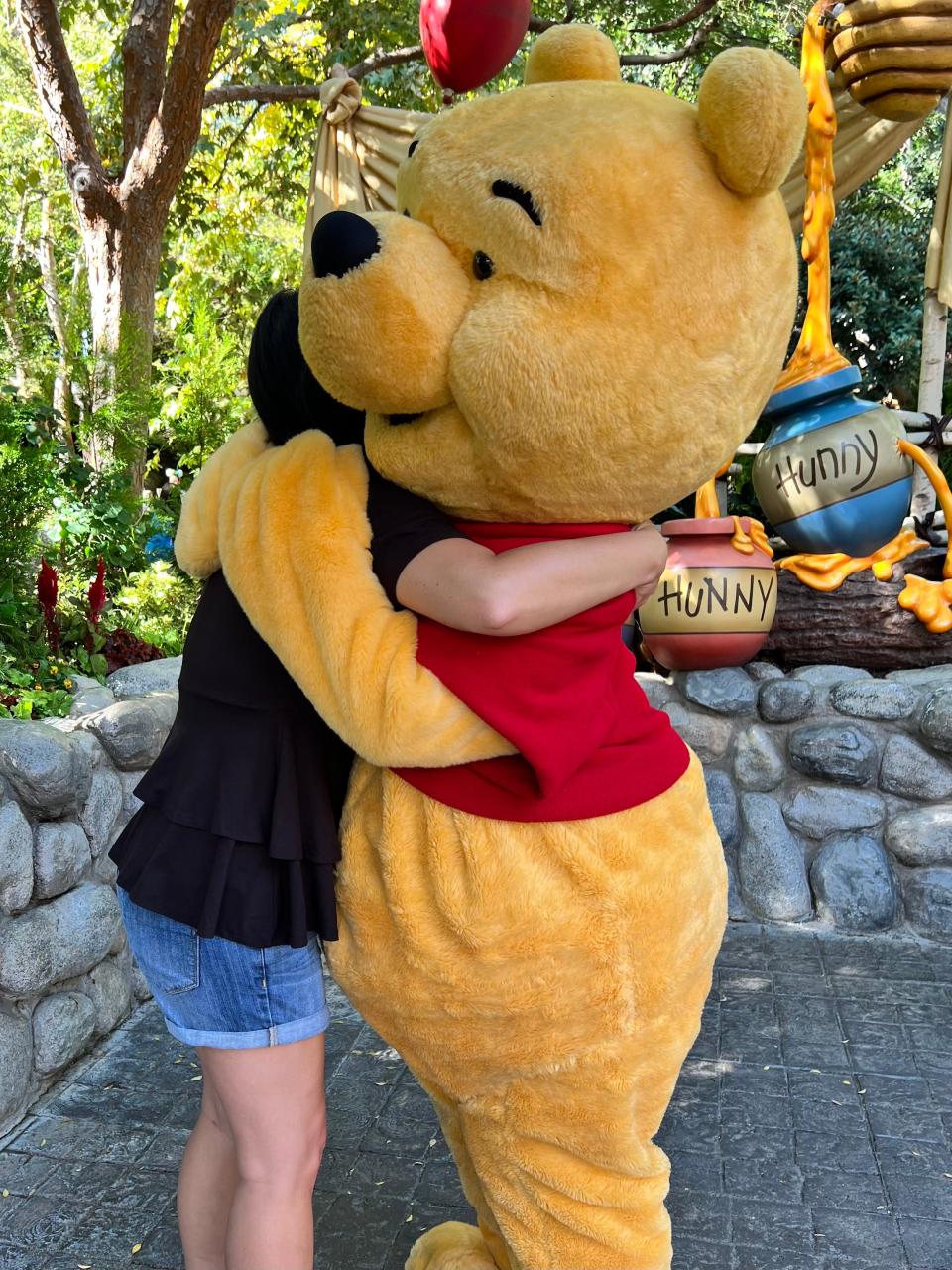 Guests can use Disneyland and Disney World's apps to find characters like Winnie the Pooh.