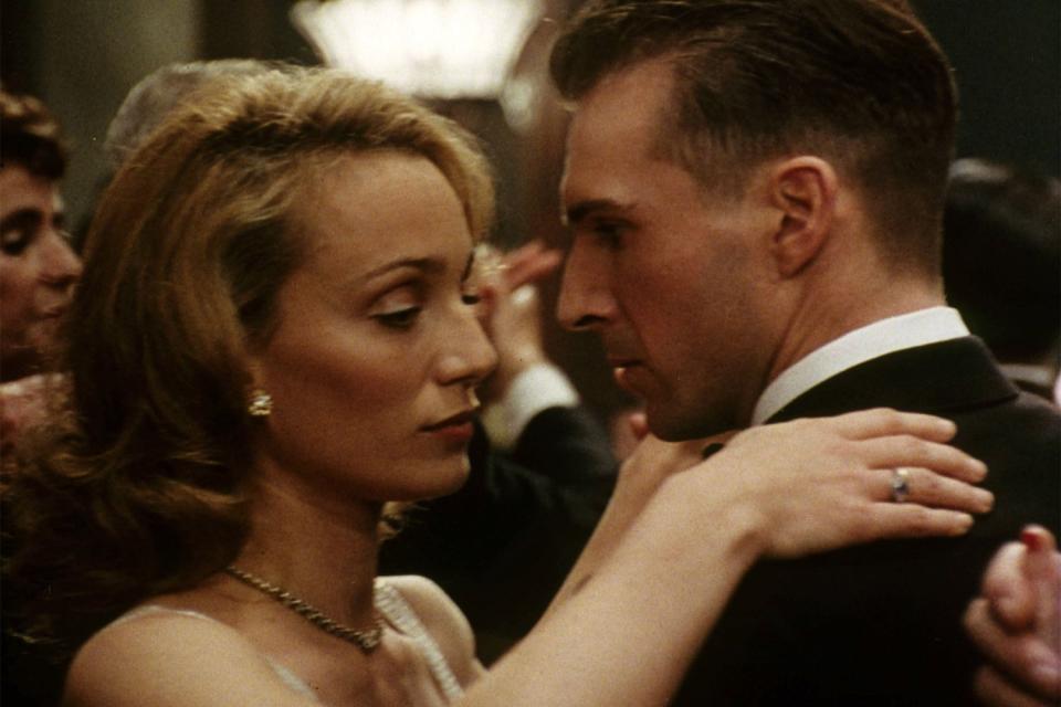 Editorial use only. No book cover usage. Mandatory Credit: Photo by Tiger Moth/Miramax/Kobal/Shutterstock (5885464b) Kristin Scott Thomas, Ralph Fiennes The English Patient - 1996 Director: Anthony Minghella Tiger Moth/Miramax Scene Still Drama Le Patient anglais