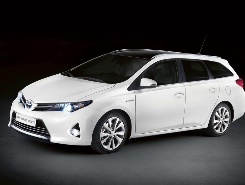 （圖片來源：http://autotras.com/toyota/toyota-auris-touring-sports-hybrid-usa）