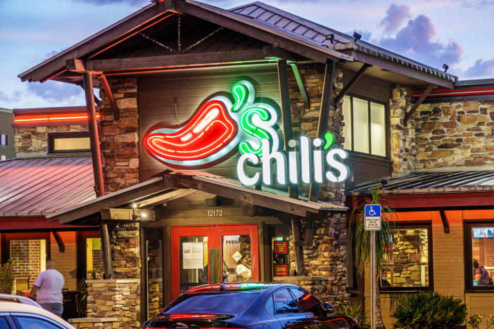 outside of a chilis