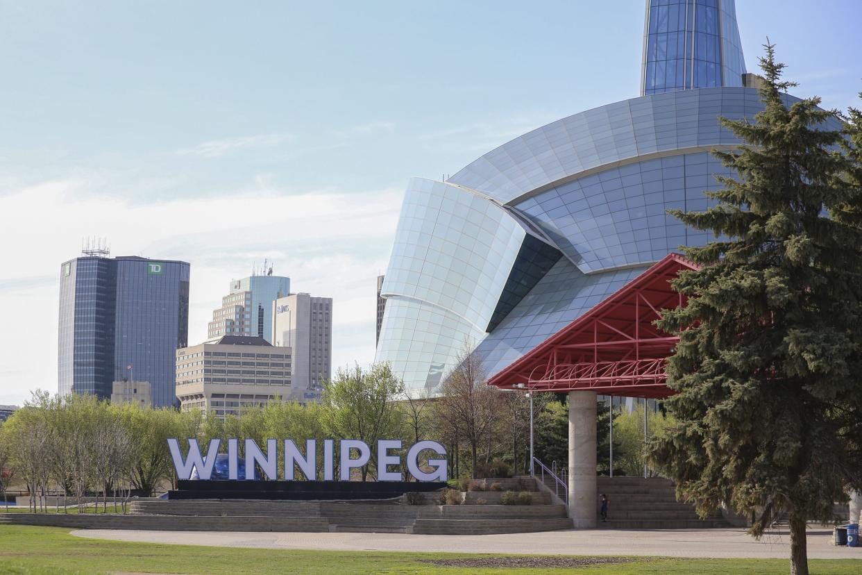 Canadian Museum for Human Rights and Winnipeg Cityscape