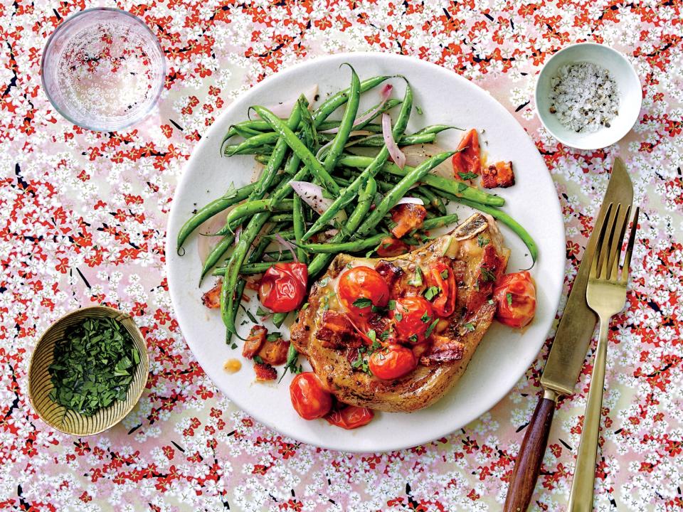 Pork Chops with Tomato-Bacon Gravy