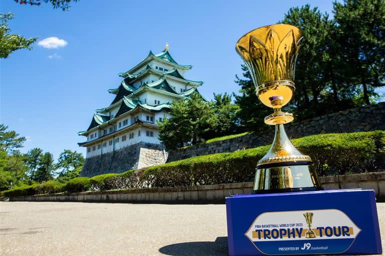 El trofeo de la Copa del Mundo que defenderá España y que tiene a varios aspirantes