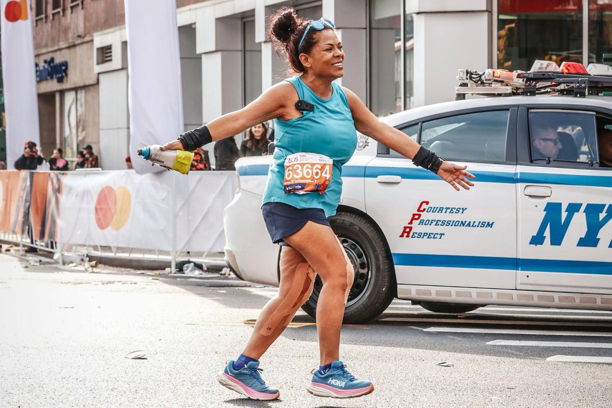 One of the NYC Marathon's last finishers was a 60-year-old woman who  survived 3 aneurysms: 'I knew that I was going to finish it no matter what