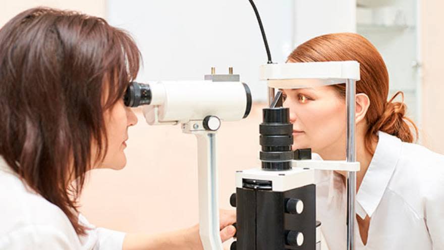 Las consultas oftalmológicas son uno de los cuidados que