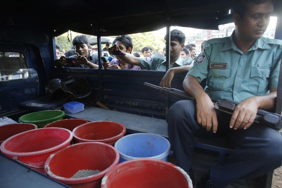 Bangladesh garment workers clash with police