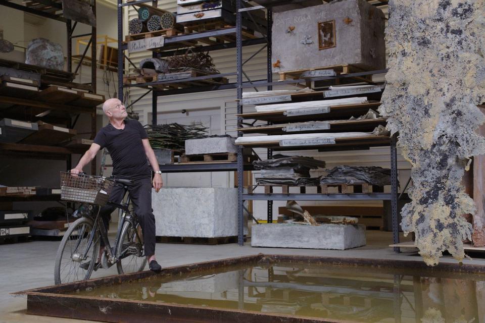 In seinem neuen Dokumentarfilm "Anselm - Das Rauschen der Zeit" porträtiert Wim Wenders den Maler und Bildhauer Anselm Kiefer (Bild). (Bild: Leonine)