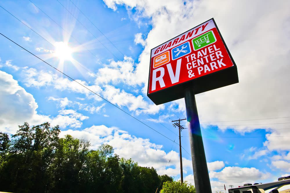 Guaranty RV Travel Center & RV Park, Junction City, Oregon