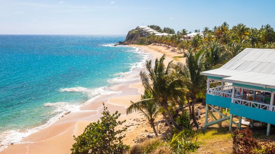 The Caribbean beach of Carlisle Bay (Getty Images/iStockphoto)