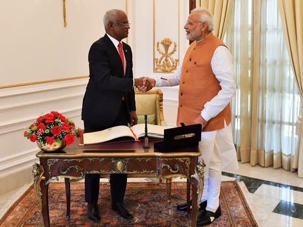 Maldivian President Ibrahim Mohamed Solih with Prime Minister Narendra Modi during the forrmer's visit to India in December 2018. (File photo)