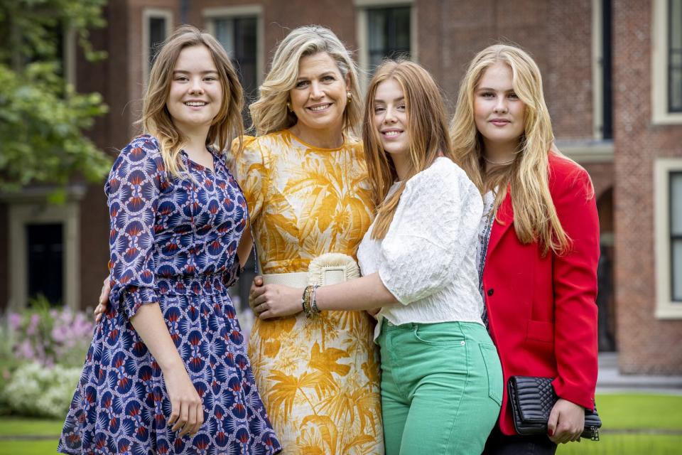 Reina Maxima de Holanda, princesa Amalia, princesa Alexia y princeas Ariane. <em>(Photo by Patrick van Katwijk/WireImage)</em>