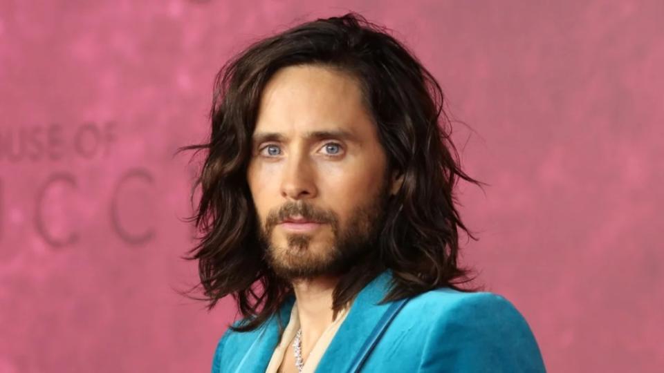 LONDON, ENGLAND - NOVEMBER 09: Jared Leto attends the UK Premiere Of "House of Gucci" at the Odeon Luxe Leicester Square on November 09, 2021 in London, England. (Photo by Lia Toby/Getty Images)