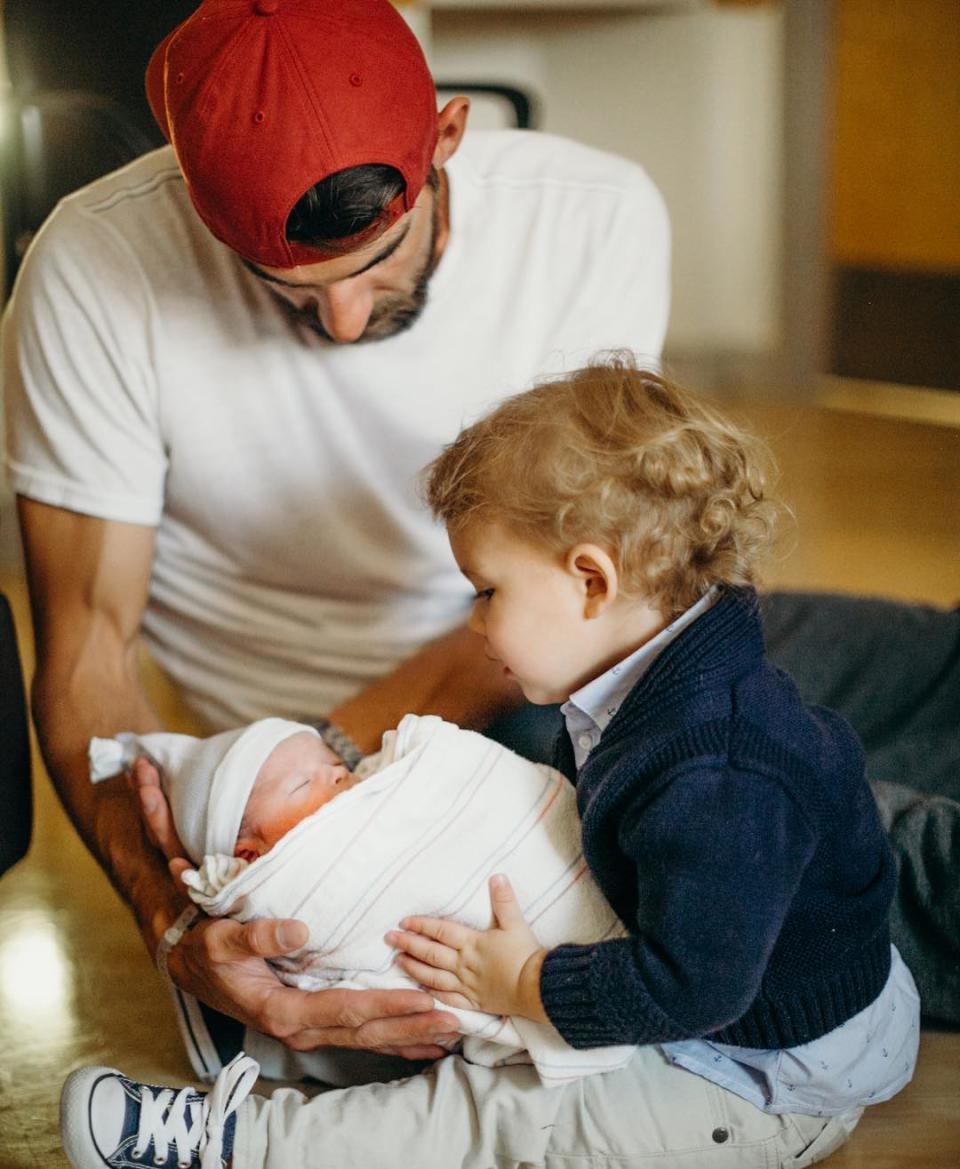 Boomer Phelps is a big brother!