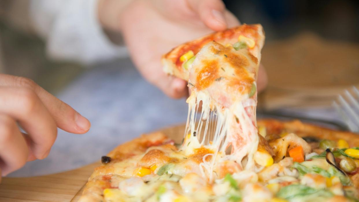 Le problème de la recette de pizza à la colle en soulève des plus importants encore. | Cats Coming via Pexels