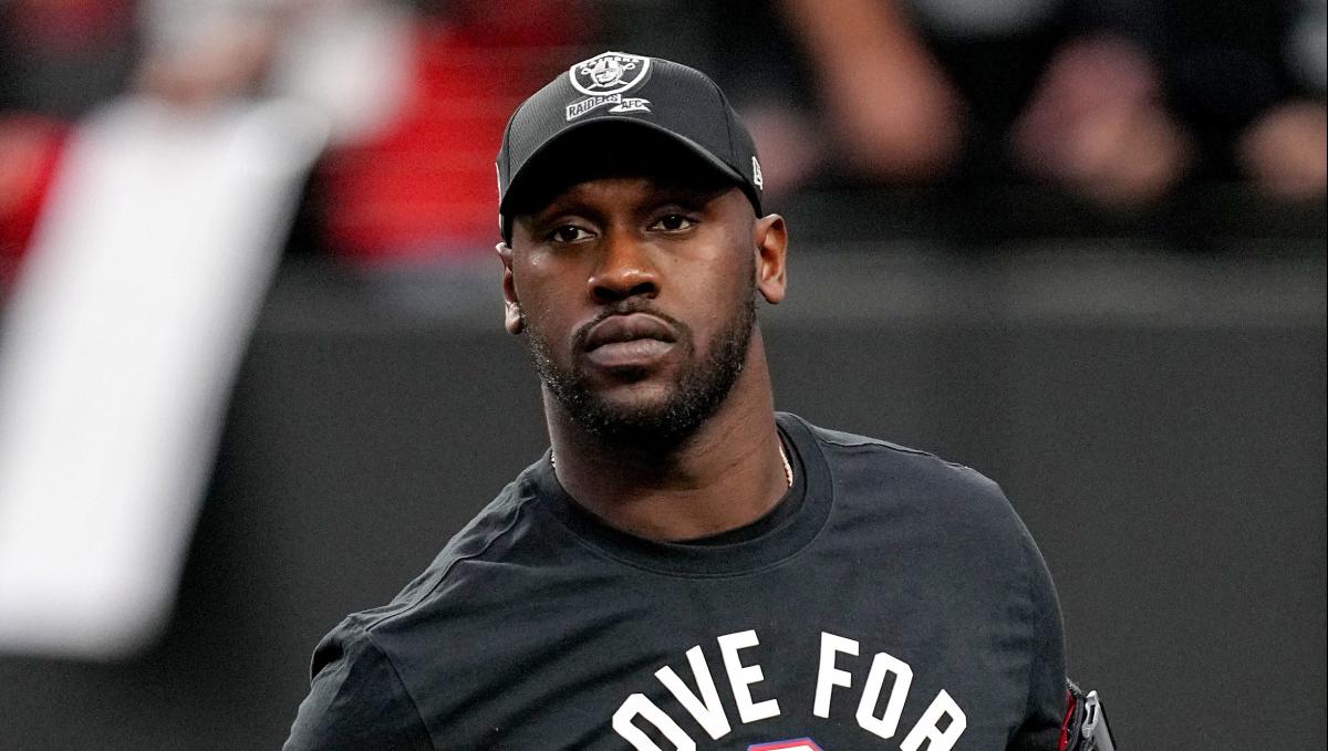 TMZ: Raiders' Chandler Jones Arrested; Reportedly Violated