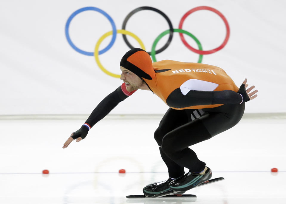 Gold medallist Michel Mulder of the Netherlands skates his way to gold during the second heat of the men's 500-meter speedskating race at the Adler Arena Skating Center at the 2014 Winter Olympics, Monday, Feb. 10, 2014, in Sochi, Russia. (AP Photo/Patrick Semansky)